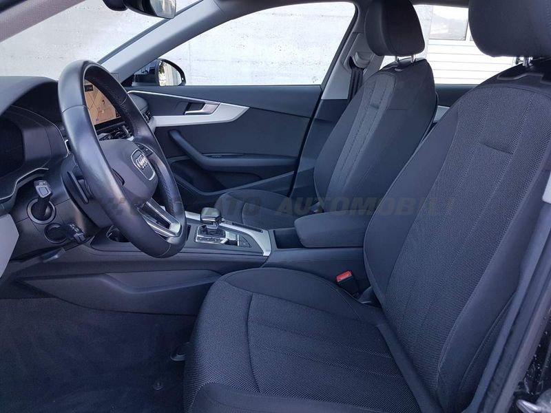 Audi A4 A4 Avant 30 2.0 tdi mhev Business Advanced 136cv s-tronic