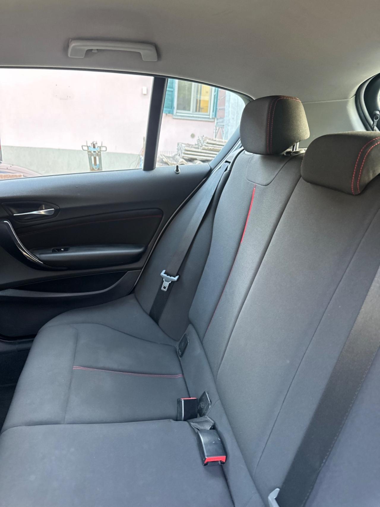 Bmw 118d 5p. SPORT KMCERT UNICOPR EU5B