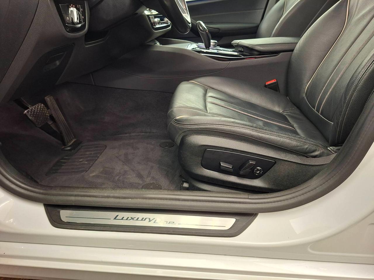 Bmw 520d xDrive Luxury auto 48v touring