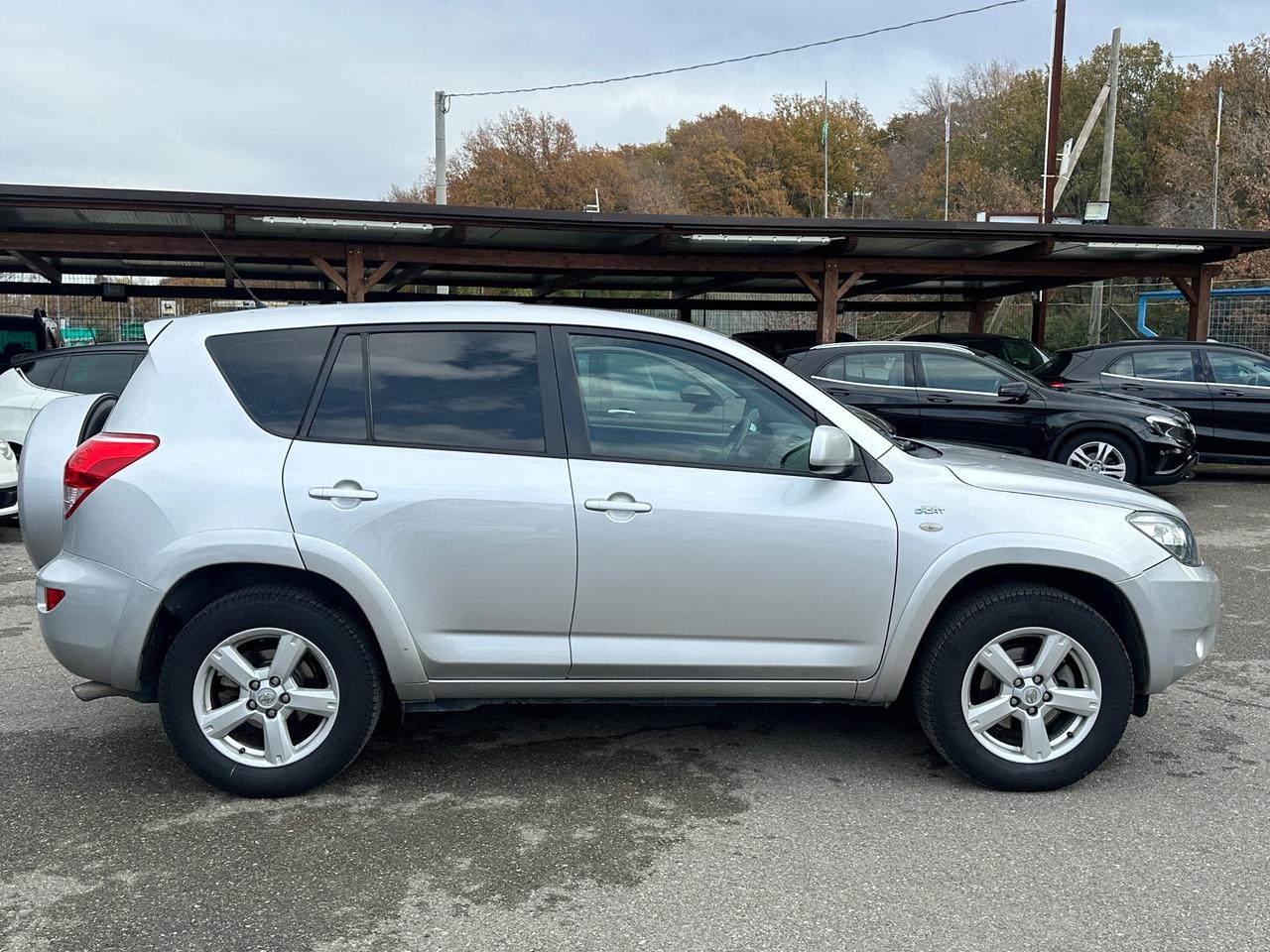 Toyota RAV 4 RAV4 2.2 D-4D 177 CV Luxury