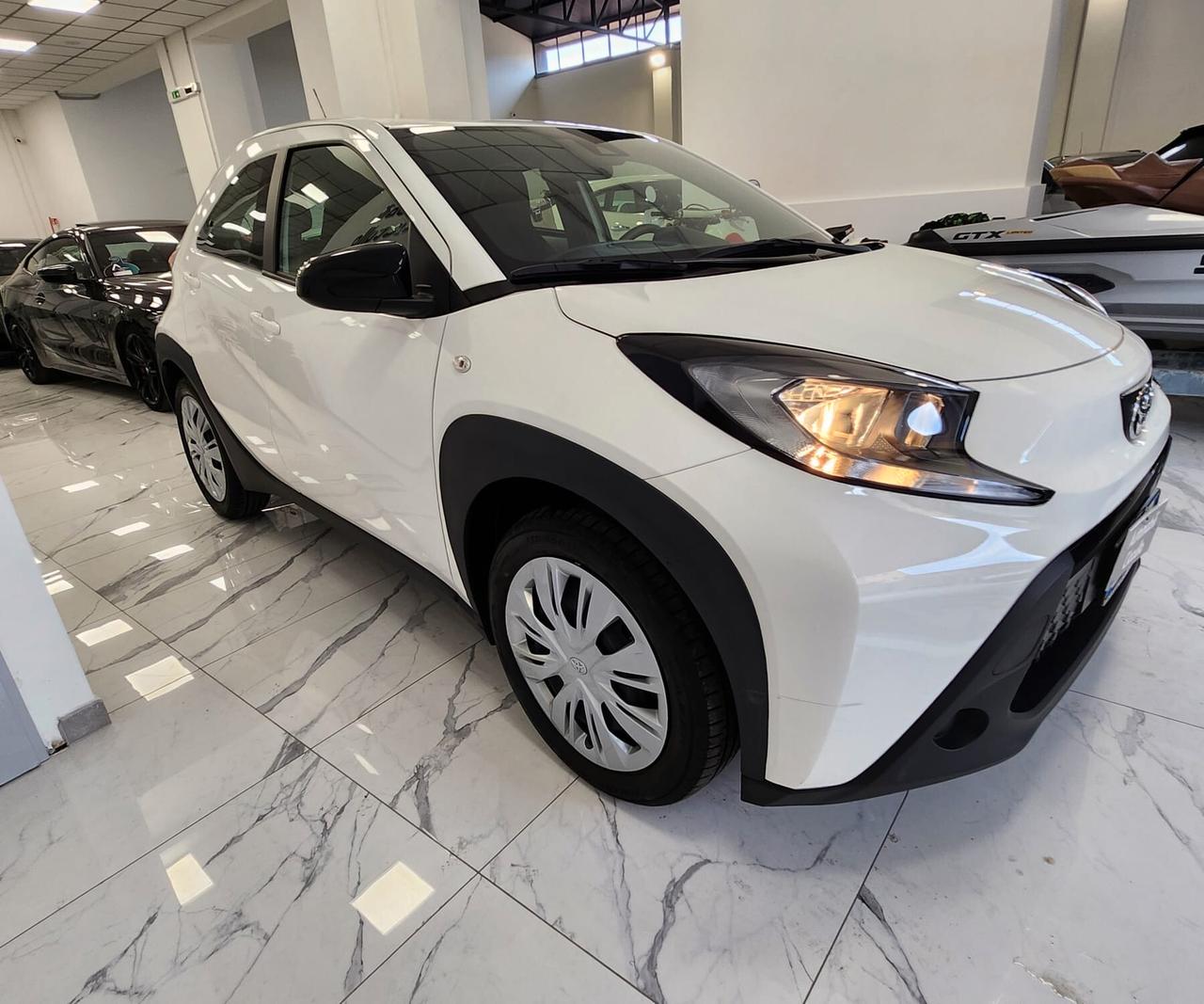 Toyota Aygo X 1.0 VVT-i 72 CV 5 porte Lounge Air