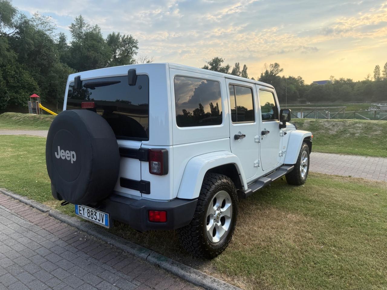 Jeep Wrangler Unlimited 2.8 CRD DPF Sahara