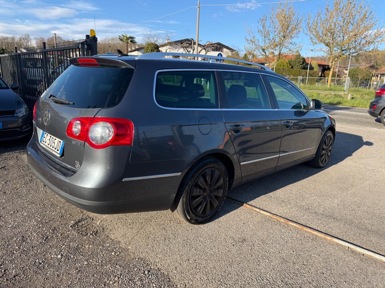 Volkswagen Passat 2.0 TDI DPF Var. Highline