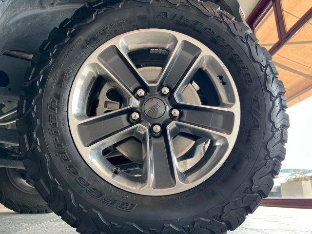 JEEP Wrangler Unlimited 2.0 Turbo Sahara