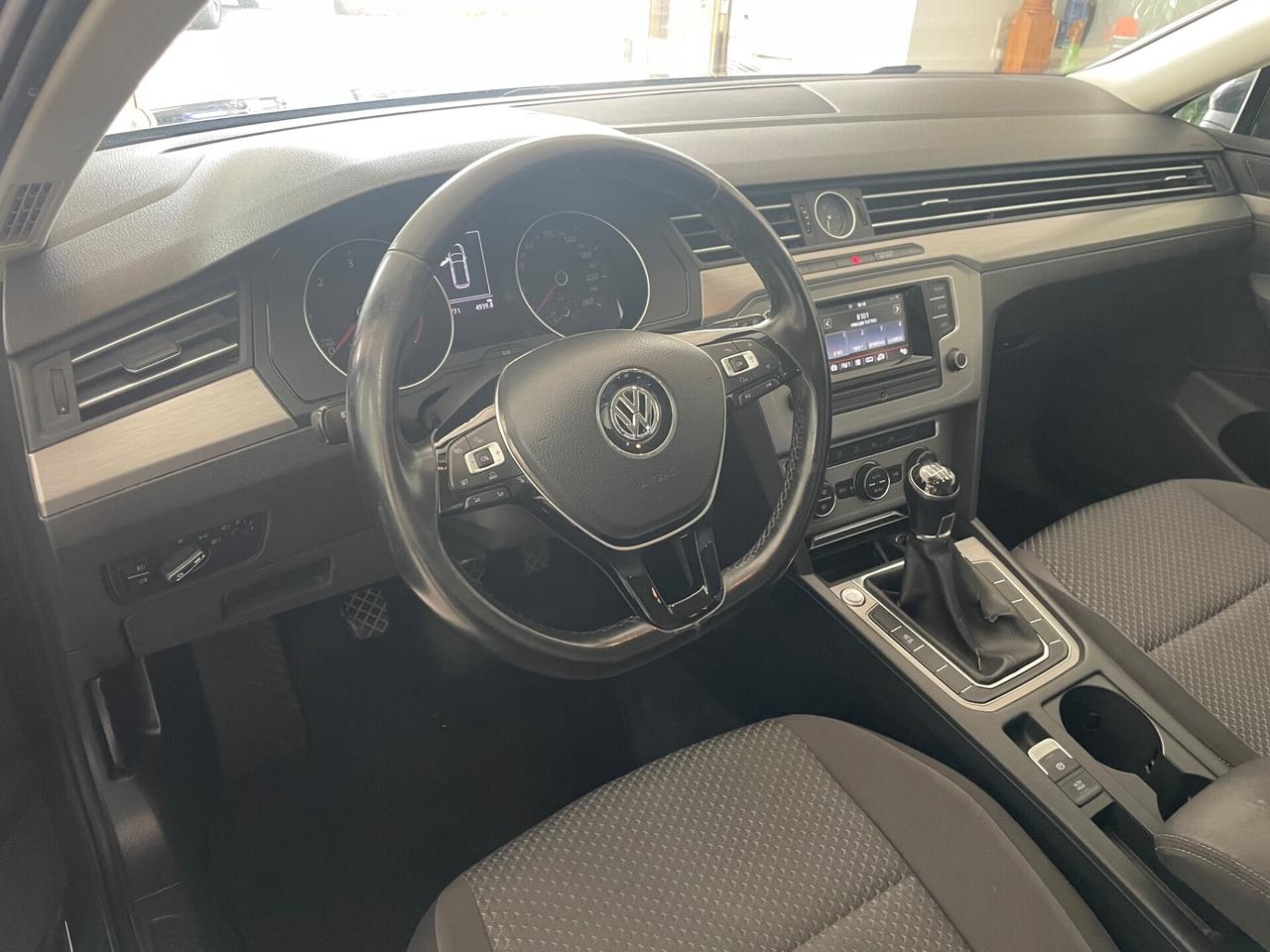 VOLKSWAGEN PASSAT 1.6 TDI TRENDLINE “COME NUOVA”