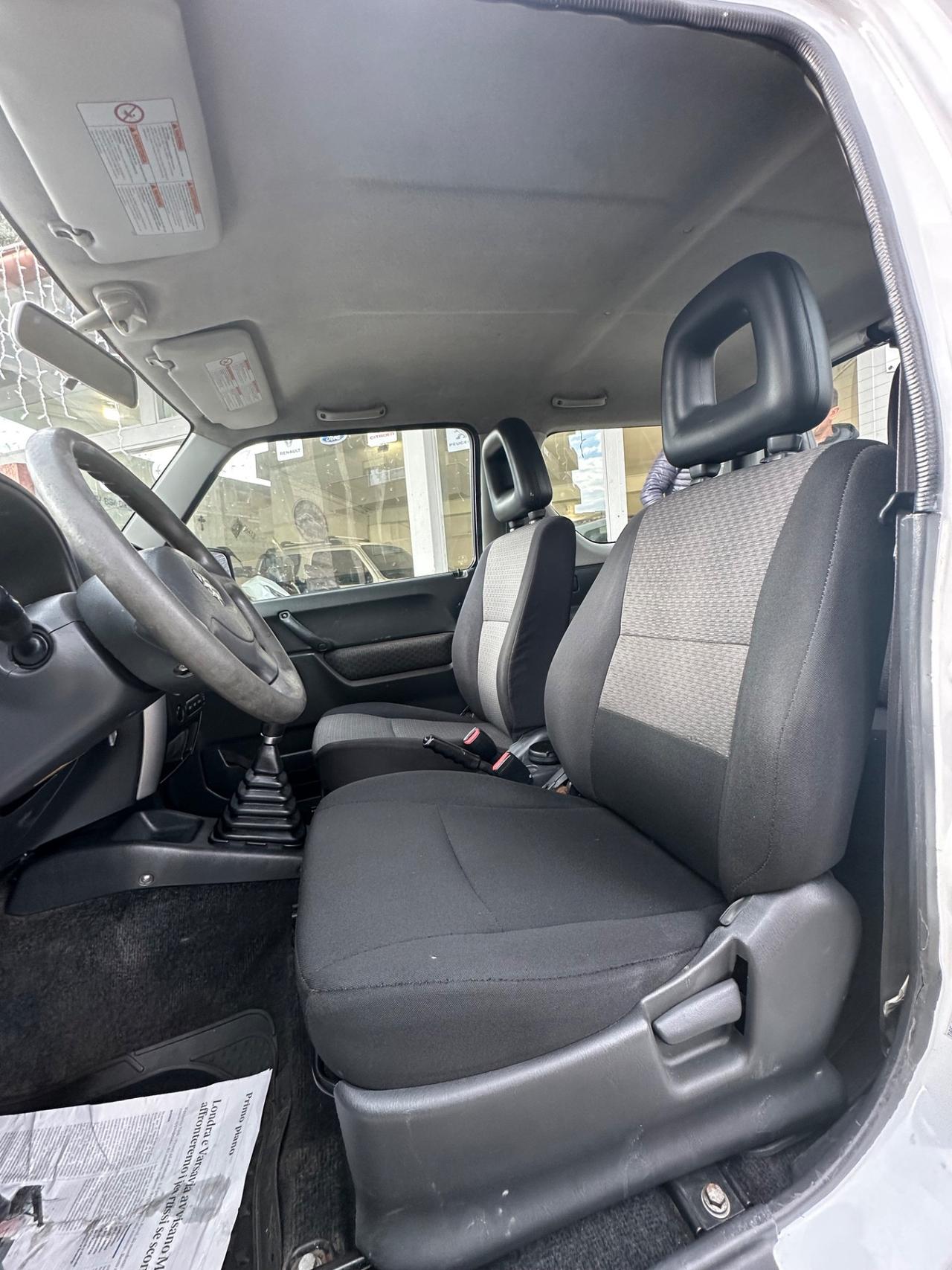 Suzuki Jimny 1.5 DDiS cat 4WD JLX