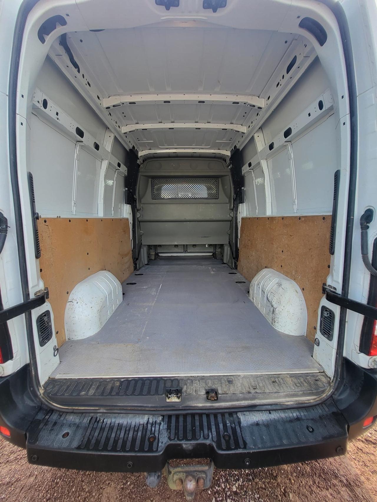 Nissan NV400 2.3 7 posti