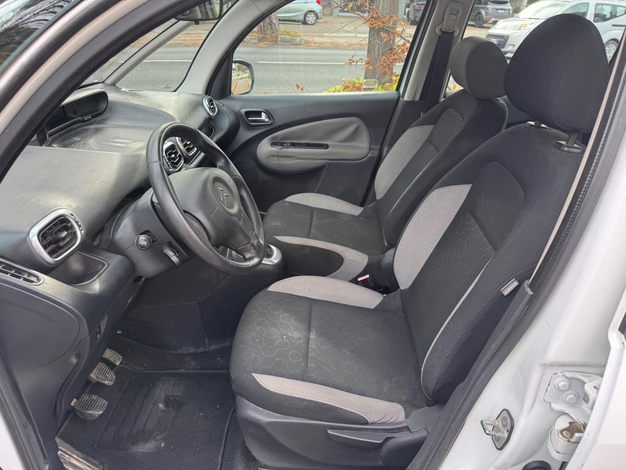 Citroen C3 Picasso 1.6 HDi 90 neopaten garanzia 12 mesi
