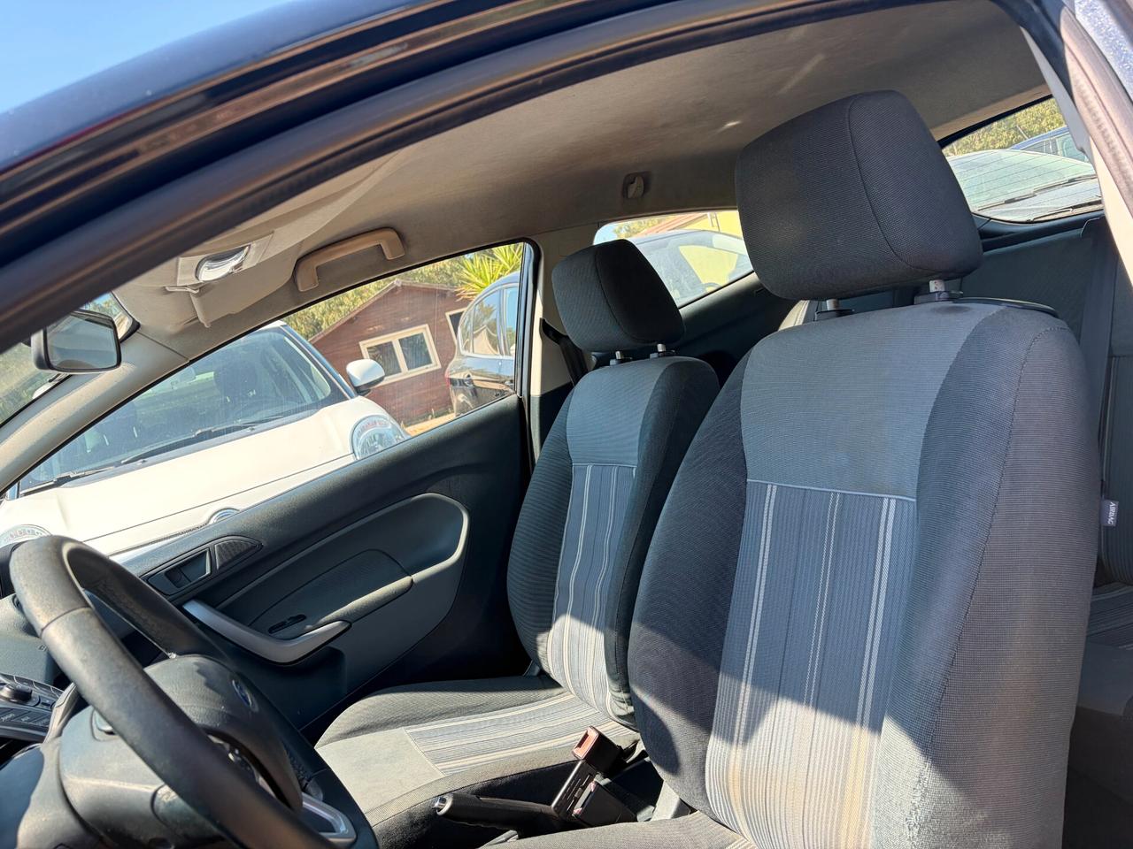 FORD FIESTA 1.4 TDCI ANNO 2009 ADATTA NEOPATENTATI