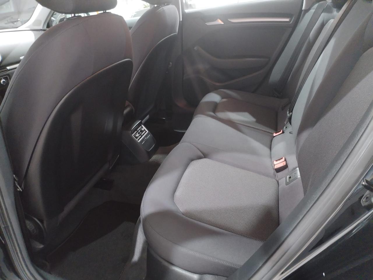 Audi A3 SPB 35 TDI S tronic Business