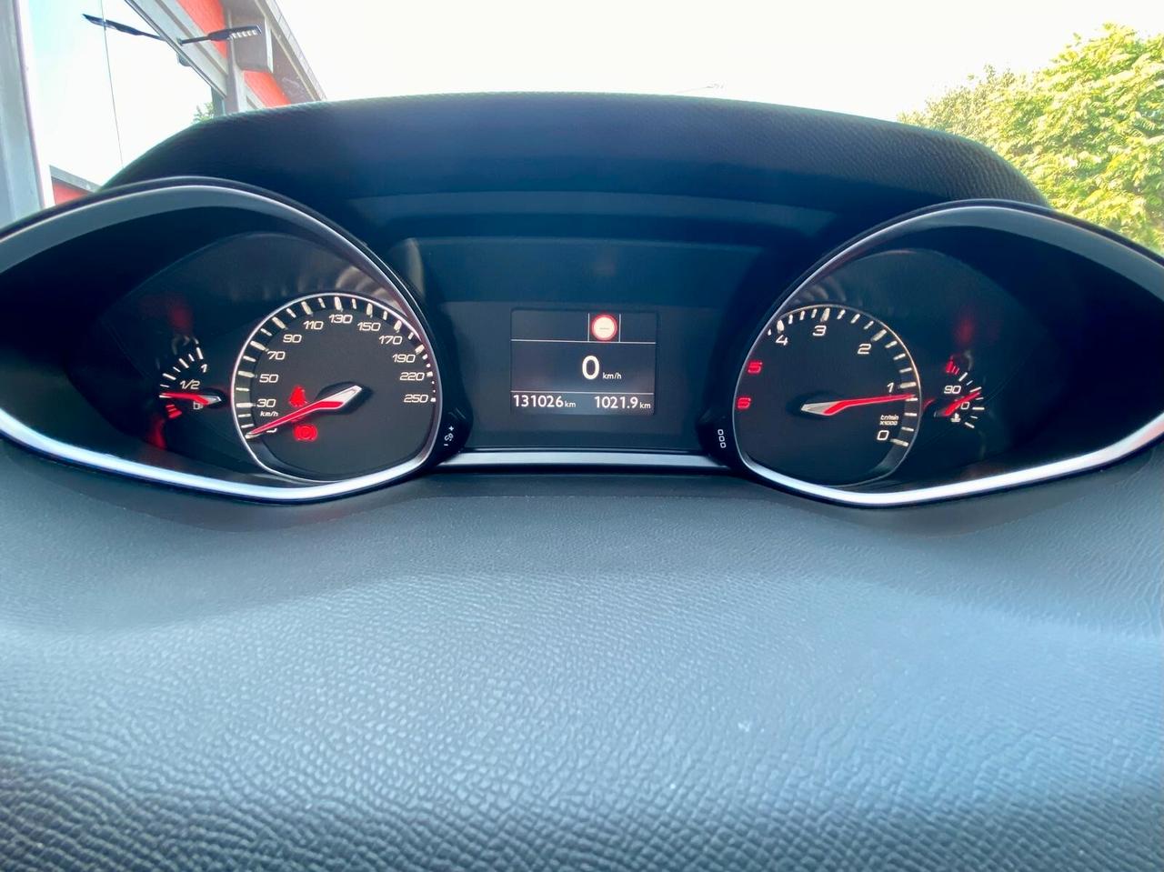 Peugeot 308 BlueHDi 130 S&S SW GT