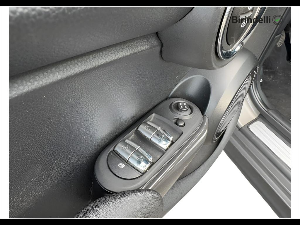 MINI Mini 5 porte (F55) - Mini 1.5 Cooper D Business 5 porte