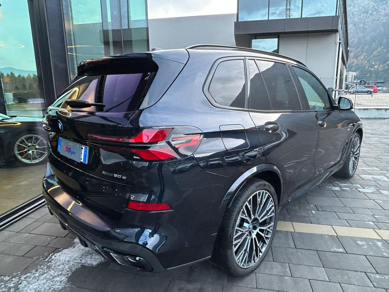 Bmw X5 50e M-SPORT PRO 22" GANCIO TRAINO PLUG IN