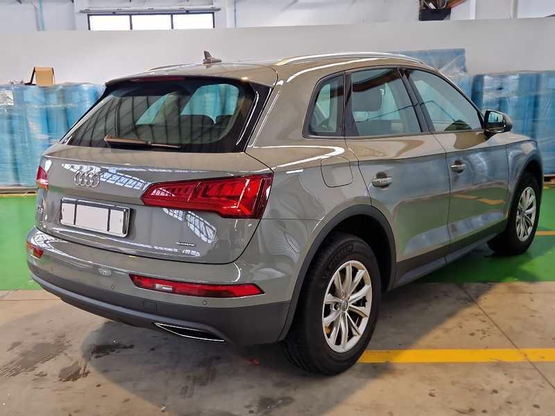 AUDI Q5 45 TDI Business quattro tiptronic