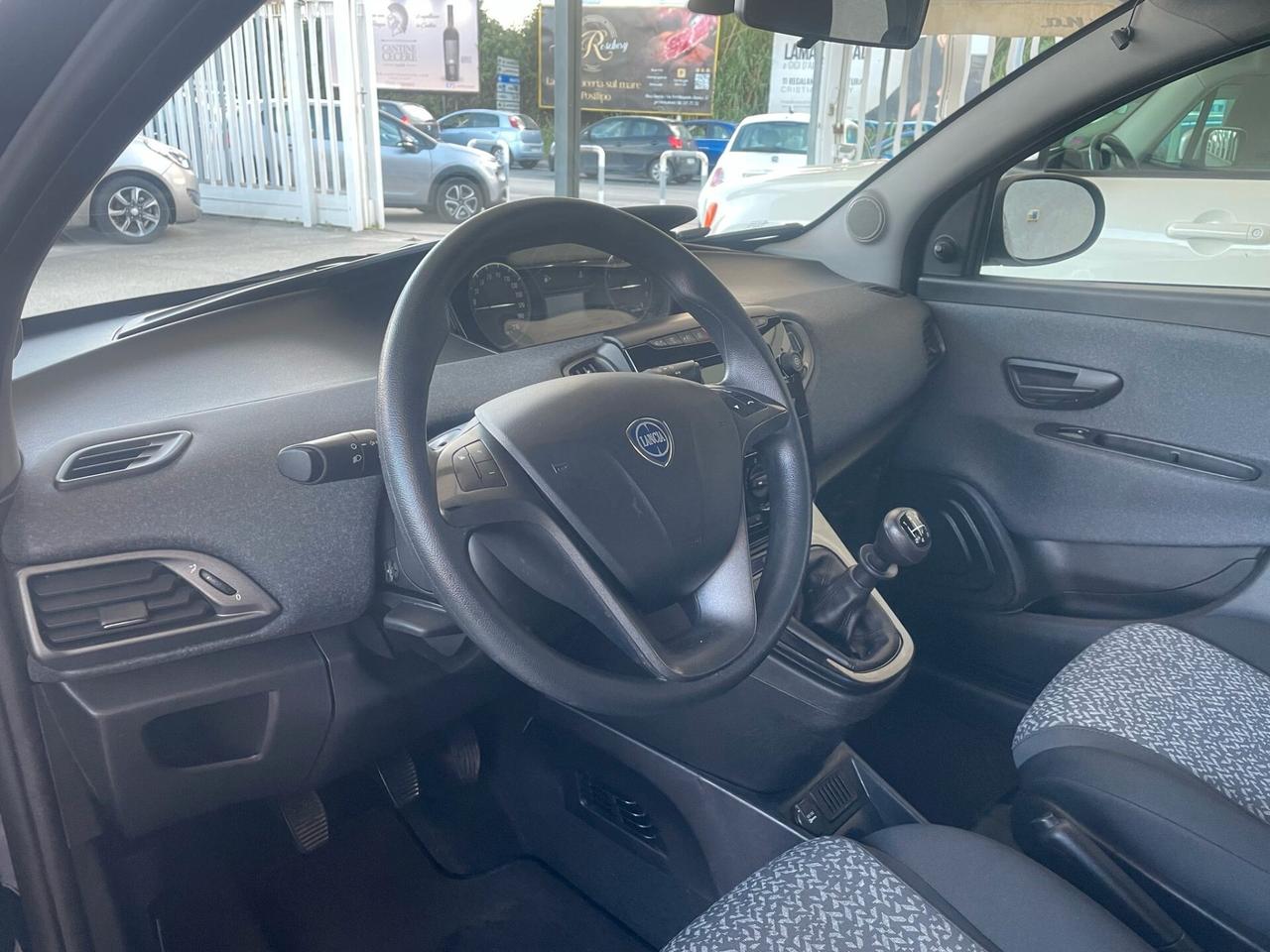 Lancia Ypsilon 1.2 69 CV 5 porte S&S Elefantino Blu