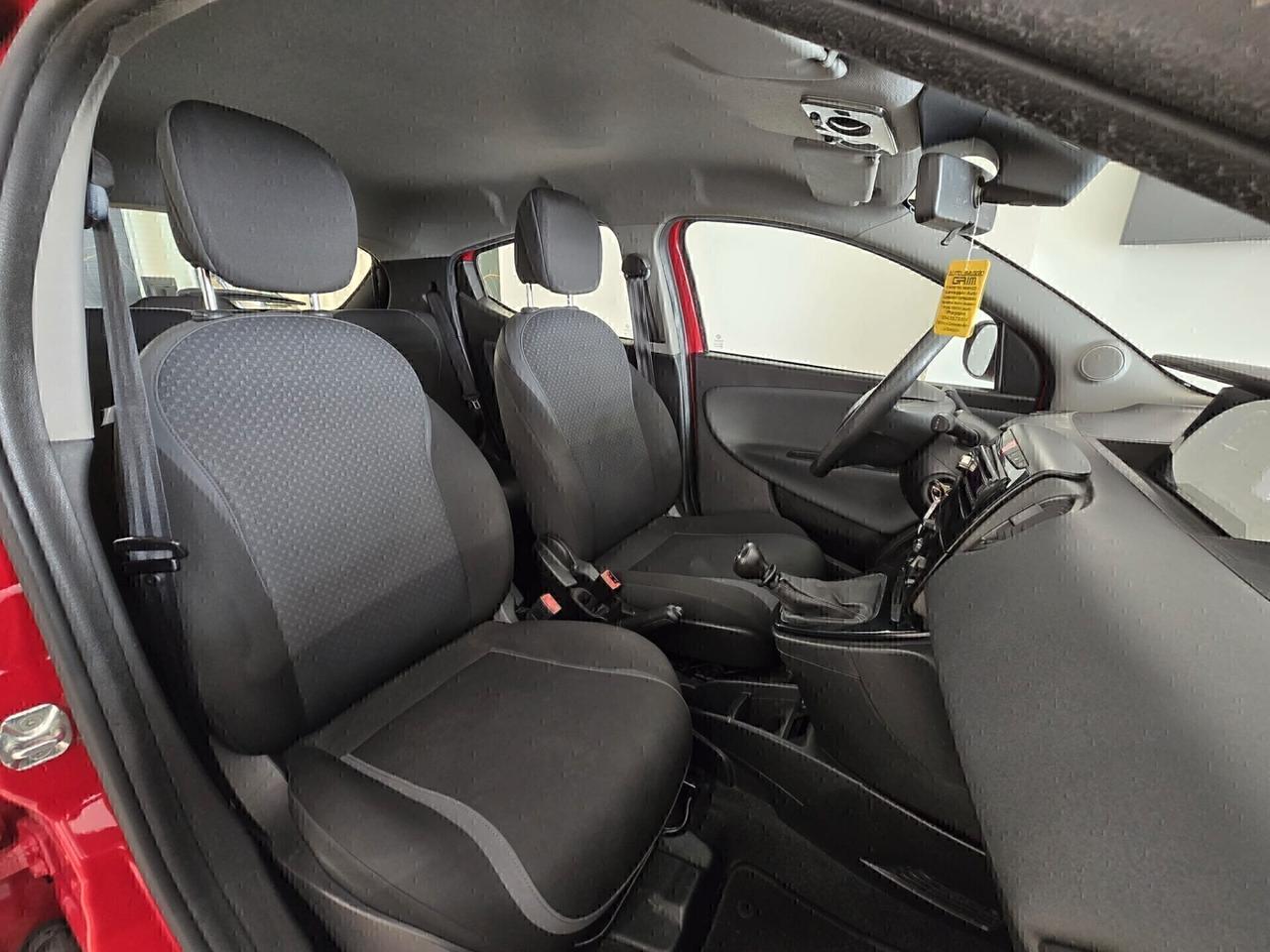 Lancia Ypsilon ANNO 2017 Metano!