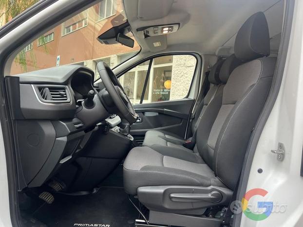 Nissan Primastar 2.0 dCi 110CV/9 POSTI/VAN