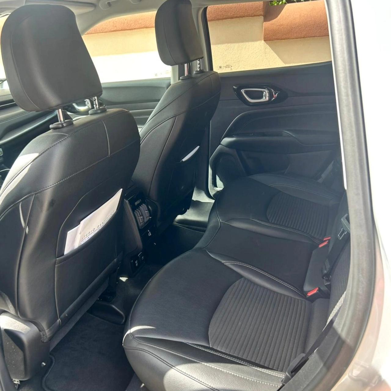 Jeep Compass 1.3 Turbo T4 2WD Limited - 42.000 km