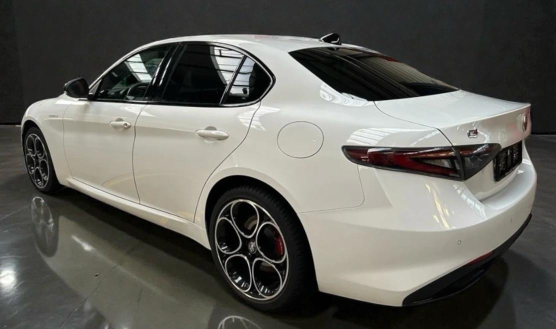 Alfa Romeo Giulia 2.0 Turbo 280 CV Q4 Veloce