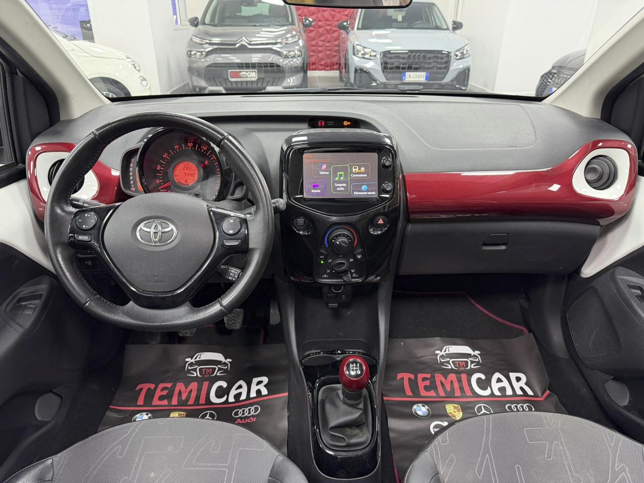 Toyota Aygo 1.0 VVT-i 69 CV 5 porte x-wave TSS