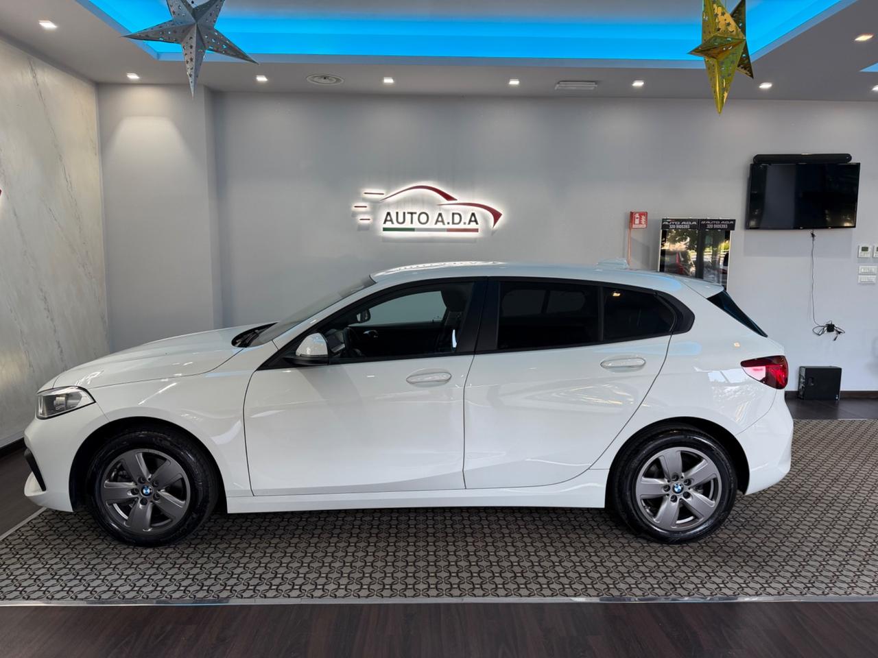 Bmw 116 116d 5p. Advantage