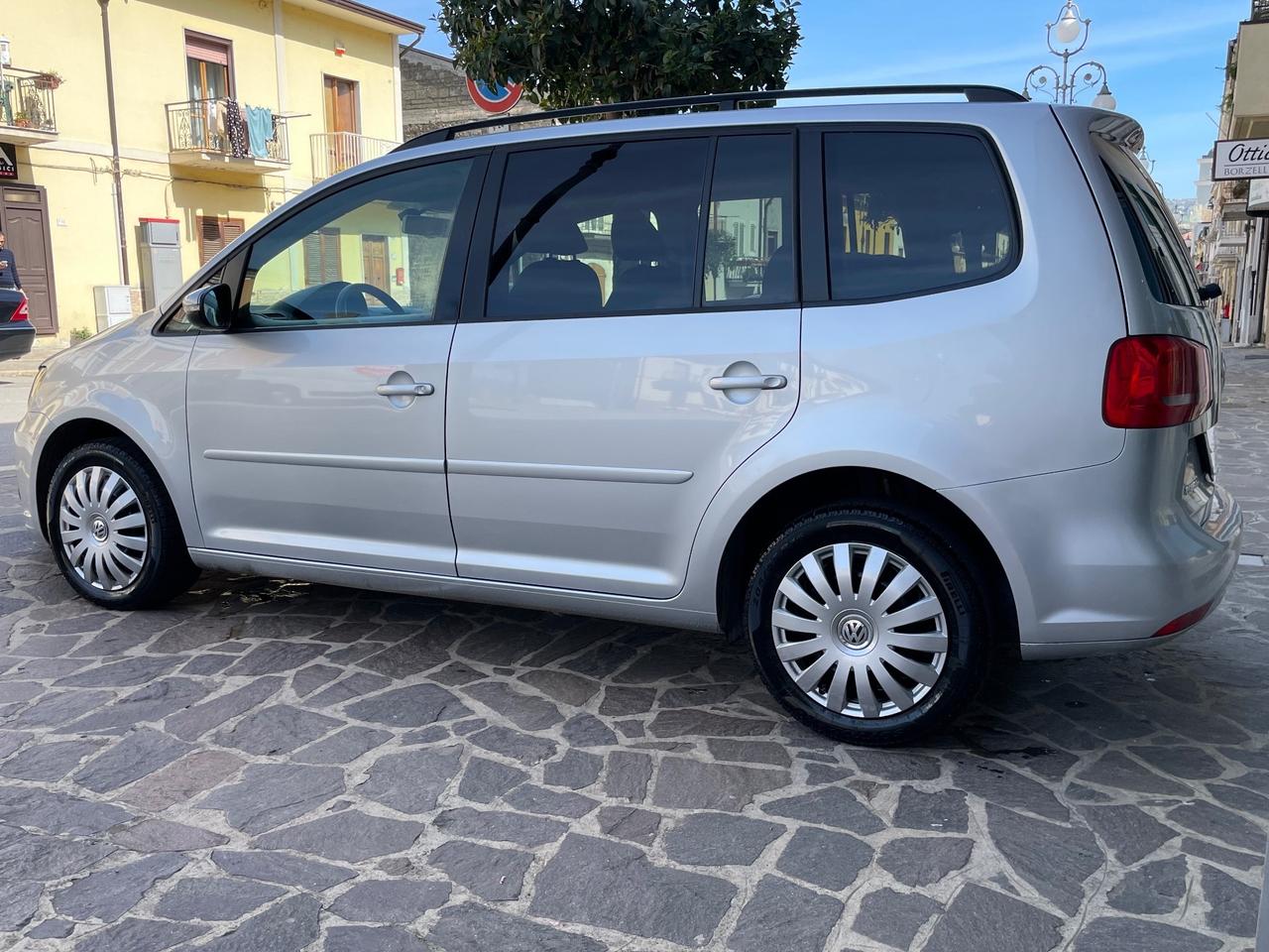 Volkswagen Touran 1.6 TDI DSG Comfortline 7 POSTI