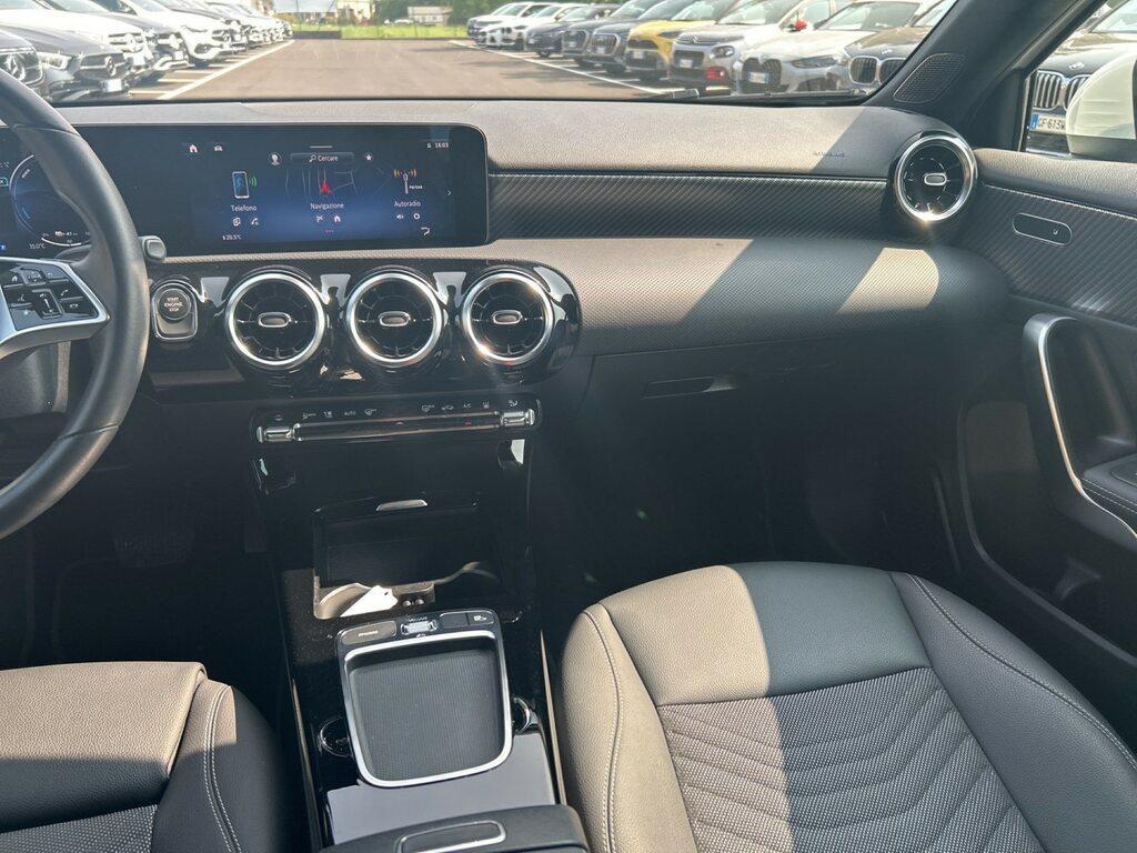Mercedes Classe A 250 250 e Plug-In-Hybrid Advanced Progressive Speedshift DCT AMG 8G