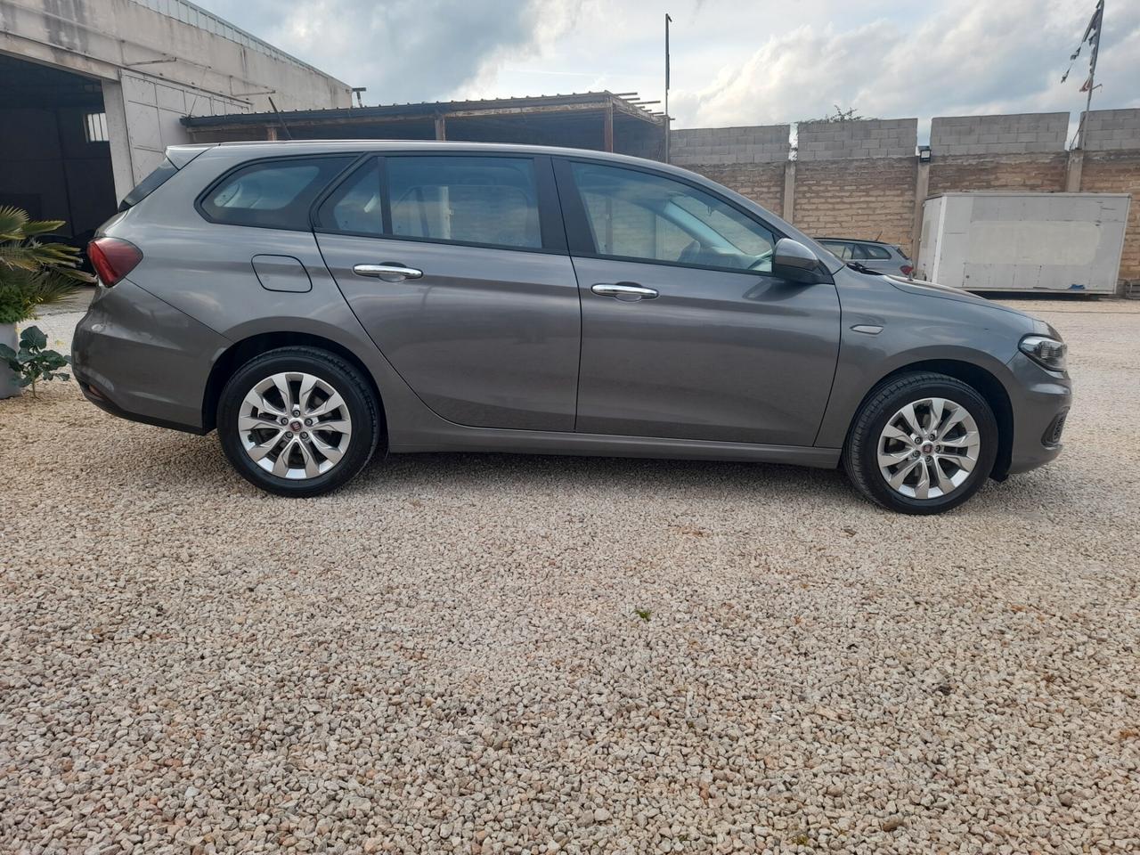 Fiat Tipo 1.6 Mjt S&S SW Easy ANNO 2019 NAVI