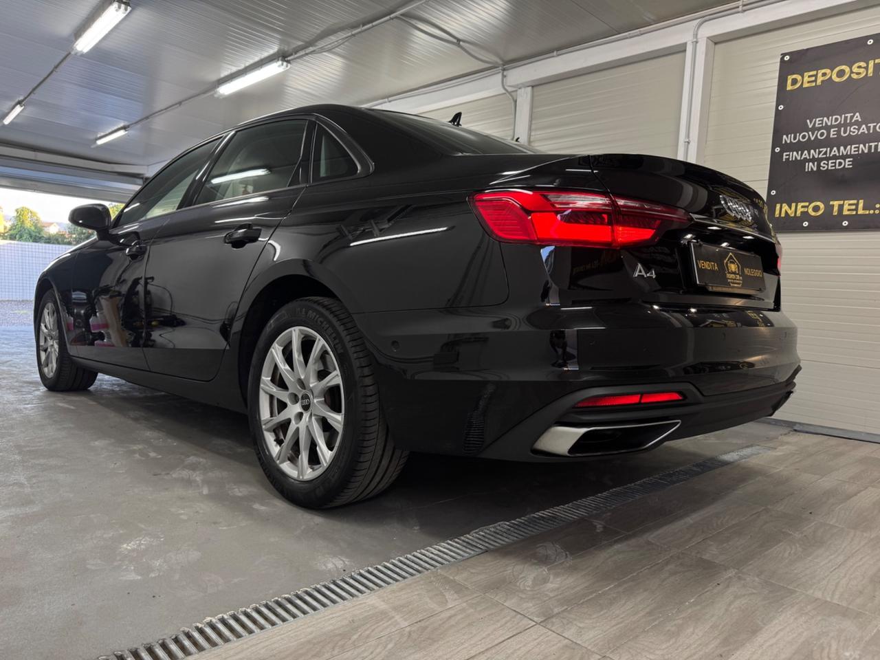 Audi A4 30 TDI/136 CV S tronic Business