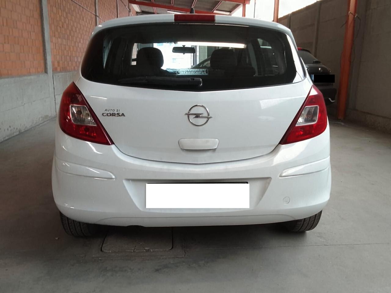 Opel Corsa 1.0 12V 5 porte Club OK NEO