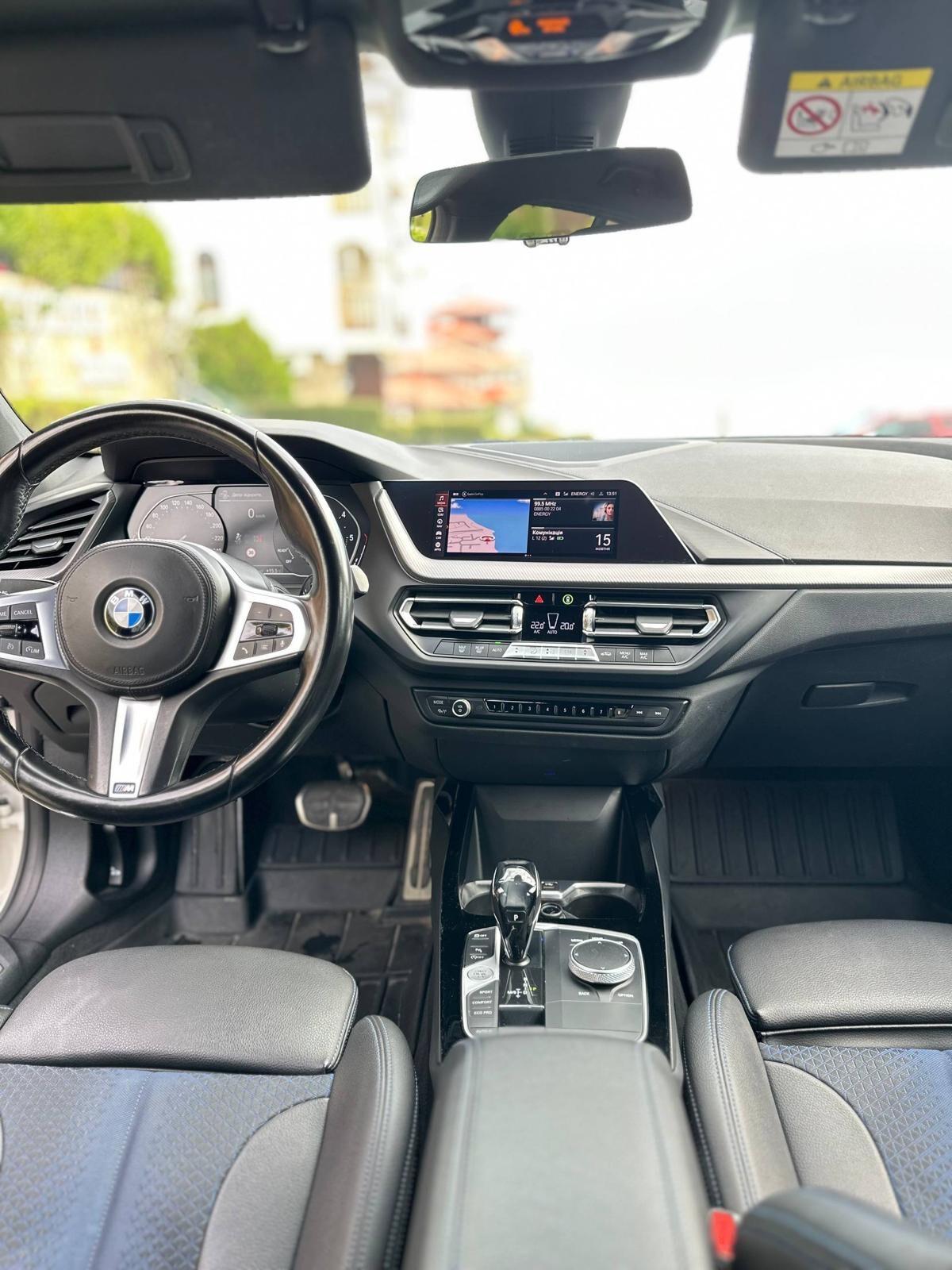 Bmw 118 118d 5p. Msport