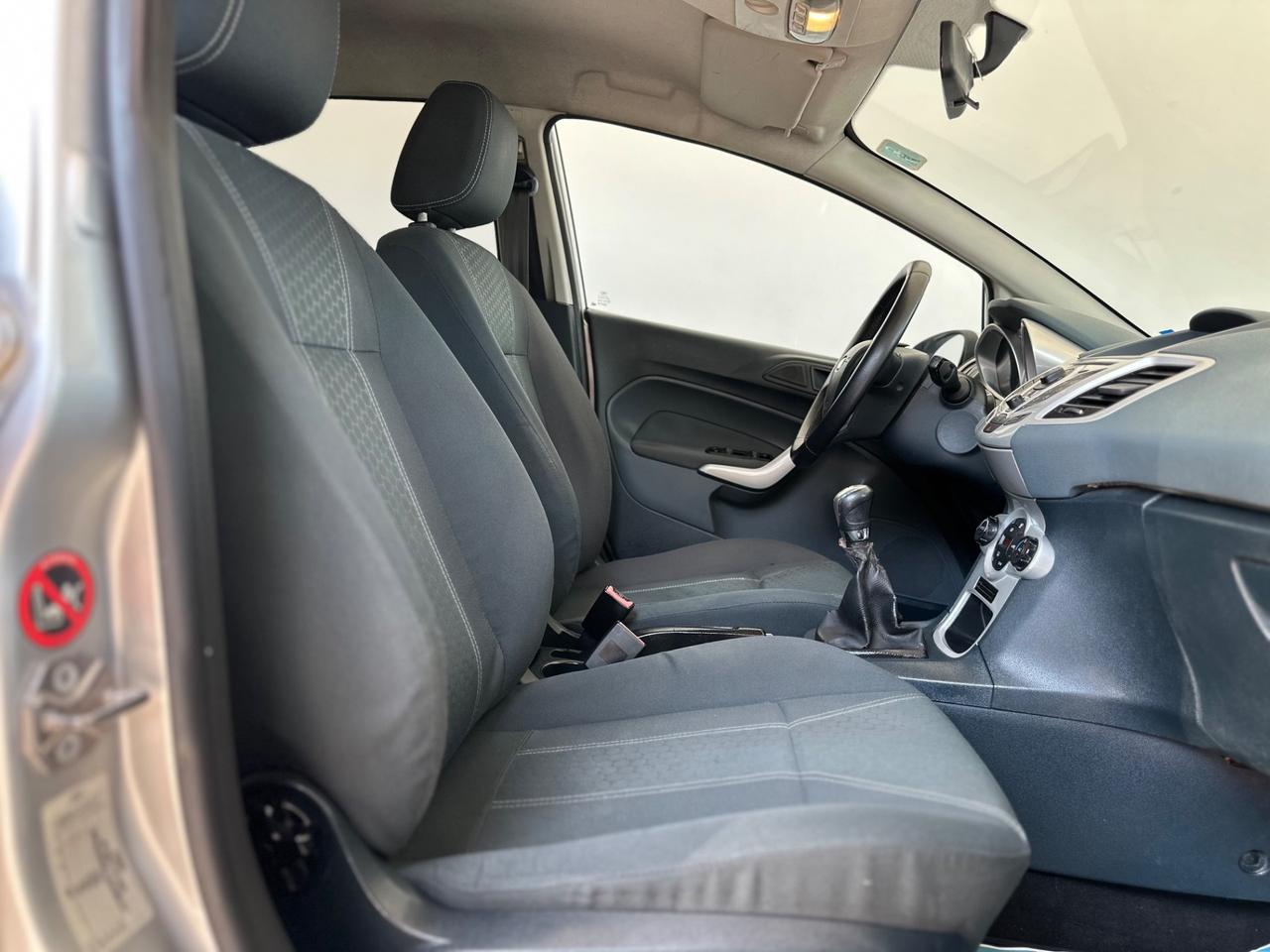 Ford Fiesta 1.4 TDCi 5p. Titanium
