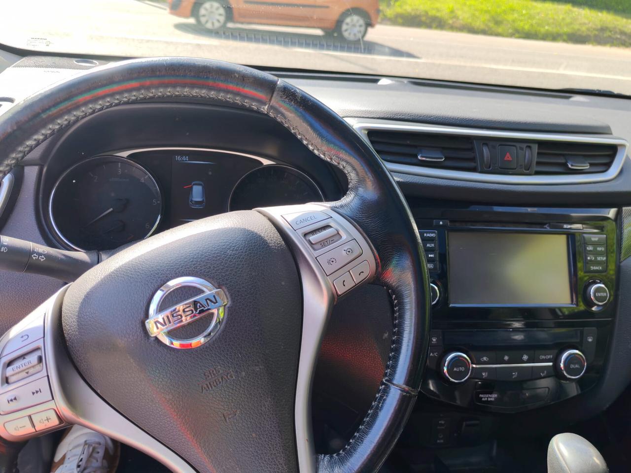 Nissan X-Trail 1.6 dCi 2WD Tekna