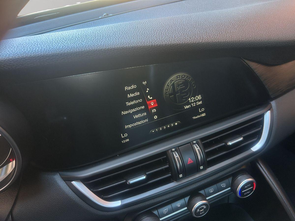ALFA ROMEO - Giulia - 2.2 Turbodiesel 150 CV AT8 EXECUTIVE