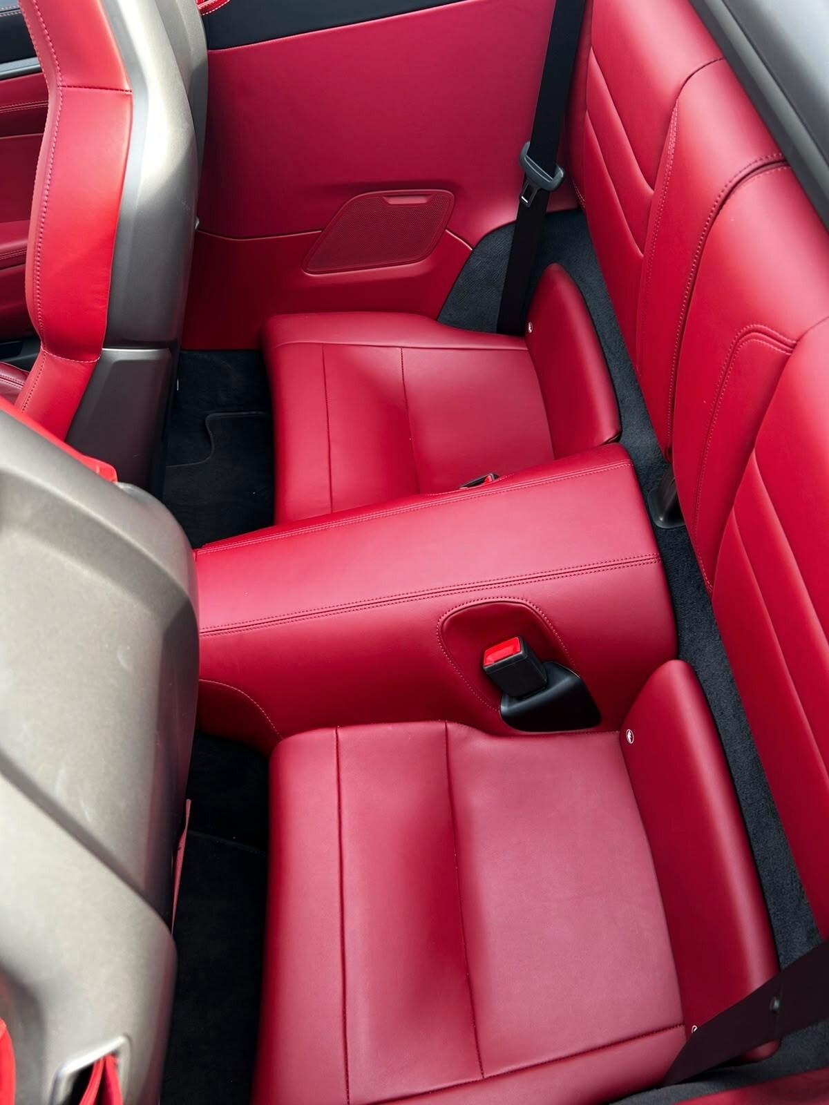 Porsche 911 CARRERA 4S CABRIO