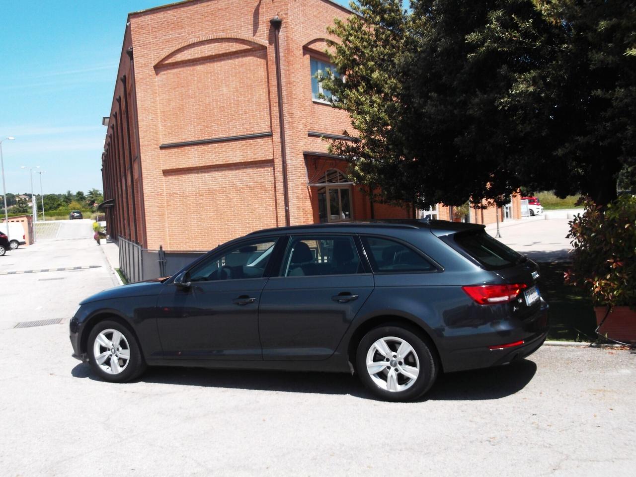 Audi A4 Avant 2.0 TDI 150 CV 2018