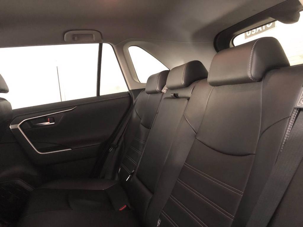 Toyota RAV4 2.5 VVT-iE Hybrid Lounge 2WD E-CVT
