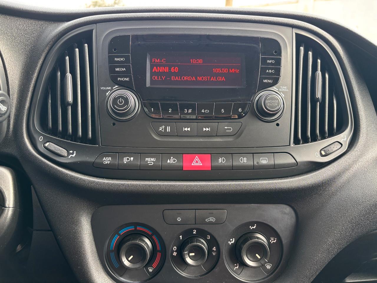 FIAT DOBLO 1.4 FIRE 16V 95CV EASY 2017