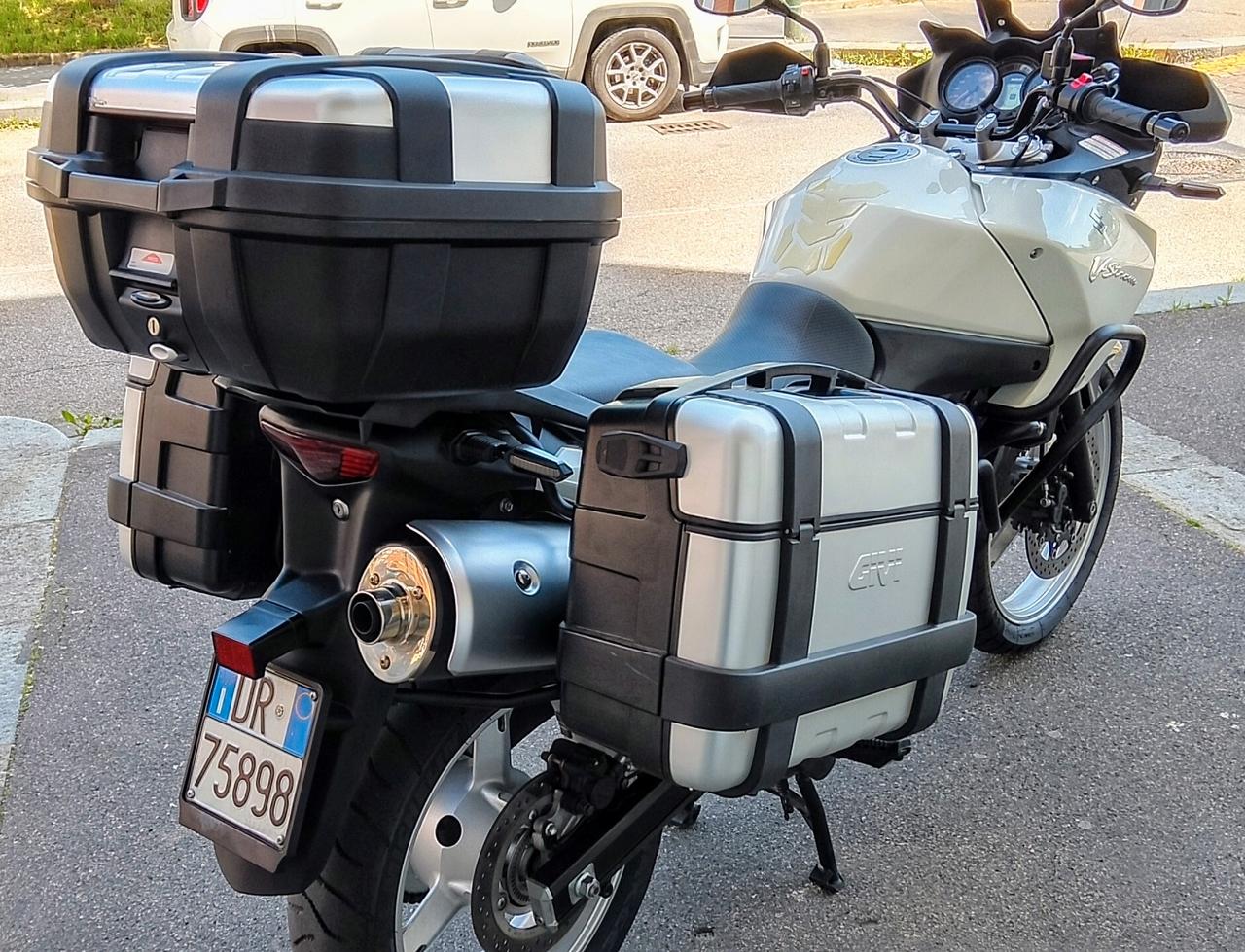 Suzuki V Strom DL 650 Turismo