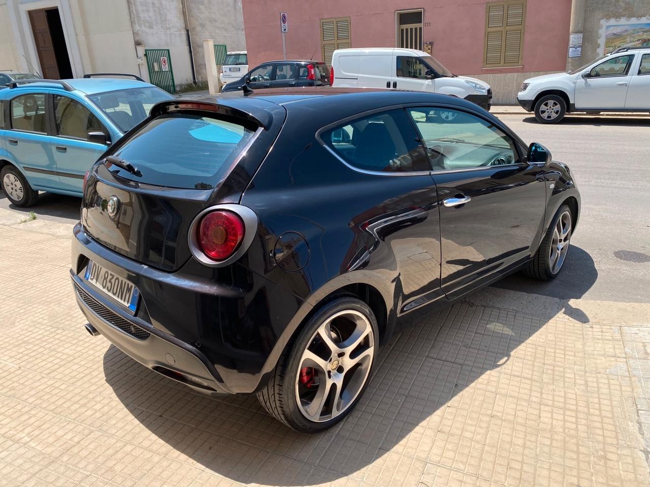 Alfa Romeo MiTo 1.6 JTDm 16V Distinctive Sport Pack