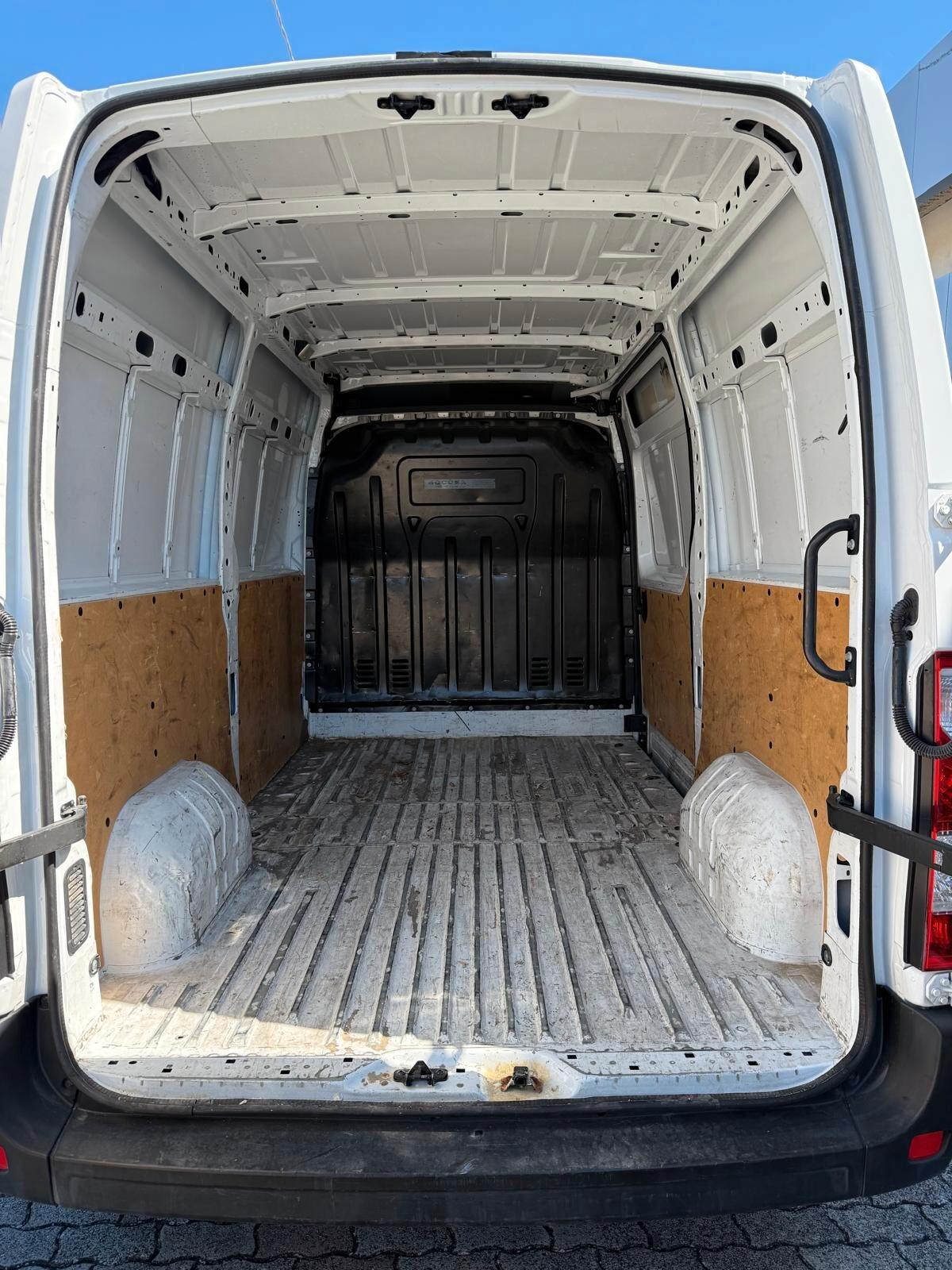 Renault Master L2H2 - ok neopatentati -