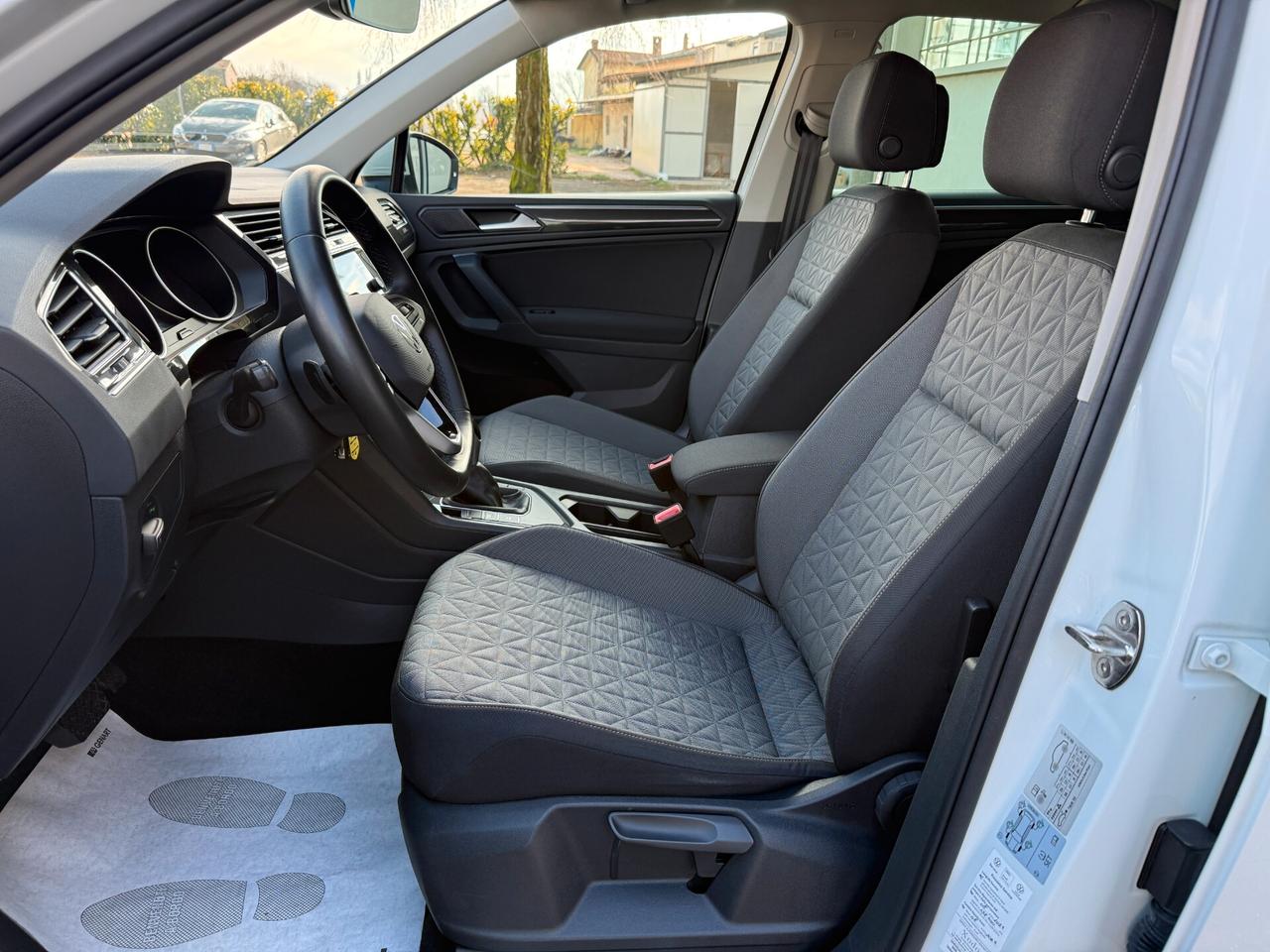 Volkswagen Tiguan 2.0 TDI 150 CV SCR DSG Elegance