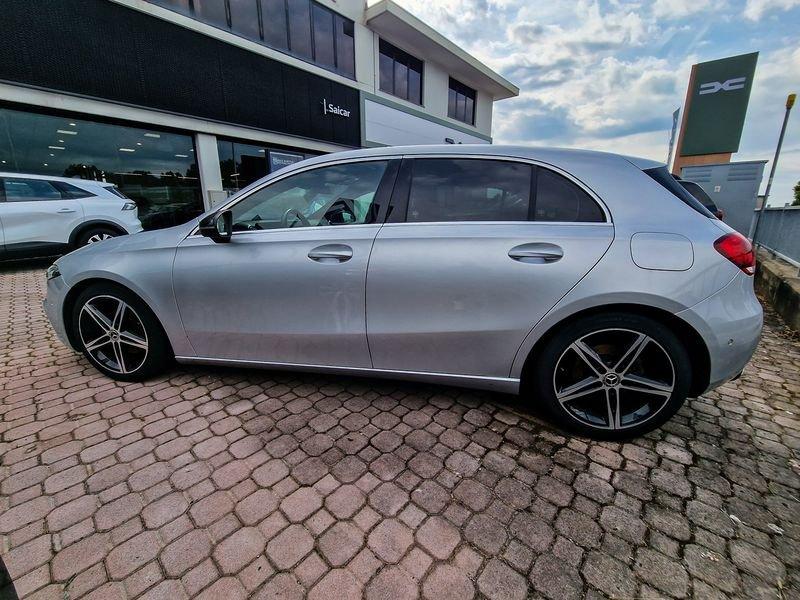 Mercedes-Benz Classe A - W177 2018 A 180 d Sport auto