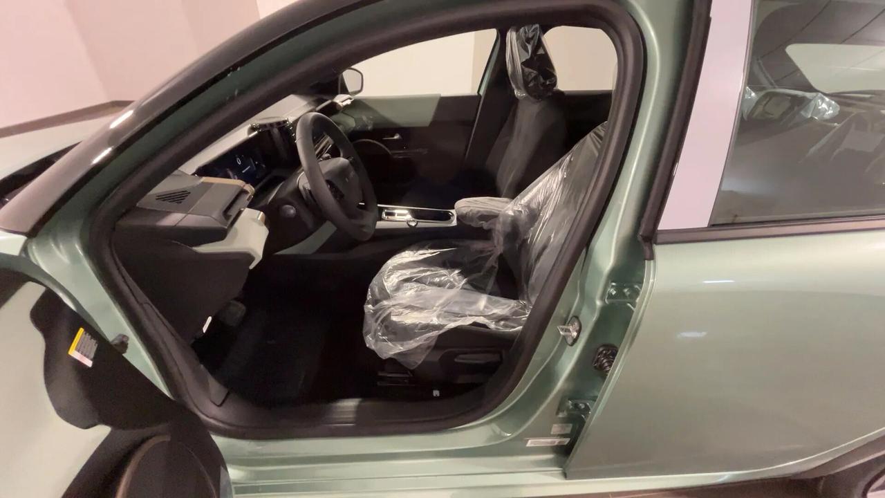 NUOVA Lancia Ypsilon Hybrid e-DCT