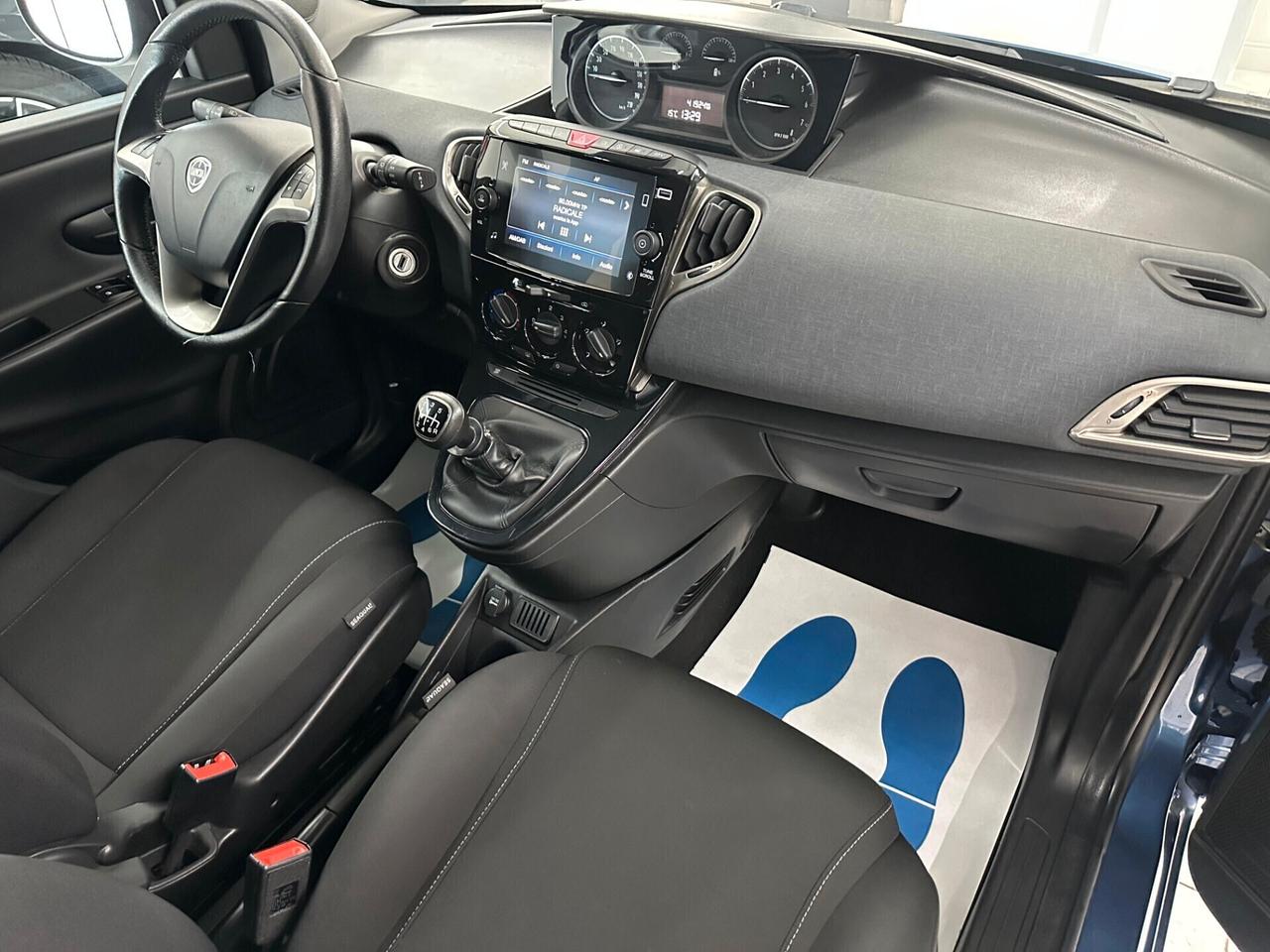 Lancia Ypsilon 1.0 firefly hybrid Gold s -IVA ESPOSTA
