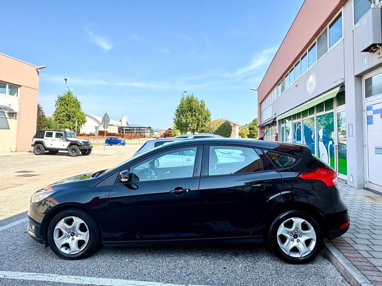 Ford Focus 1.5 TDCi 95 CV Neopatentati