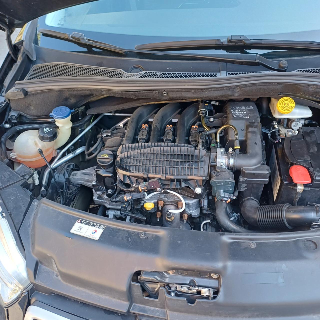 Peugeot 208 1.2 VTi 82 CV 5 porte Active