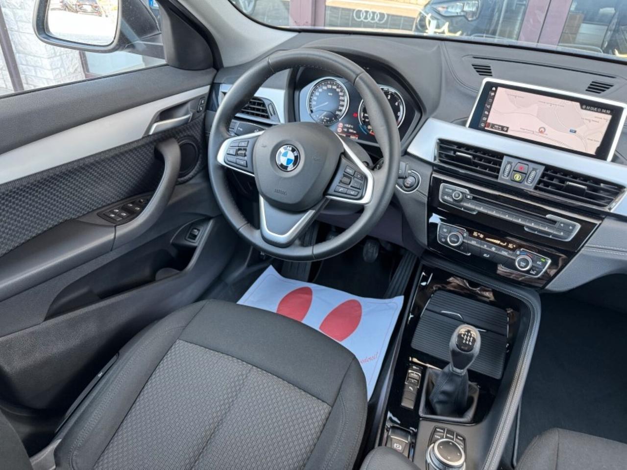 BMW X2 sdrive18d Business X