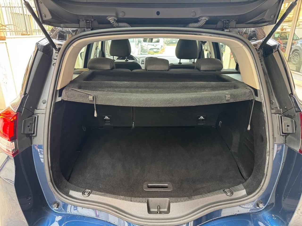 RENAULT Scenic TCe 140CV Intens