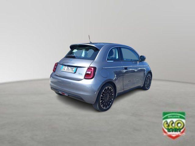 FIAT 500e Berlina 42 kWh La Prima